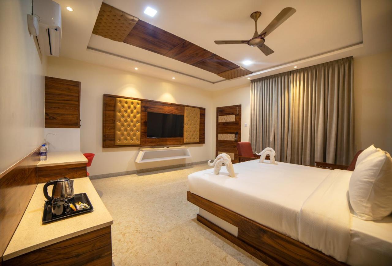 Sr Jungle Resort Coimbatore Extérieur photo