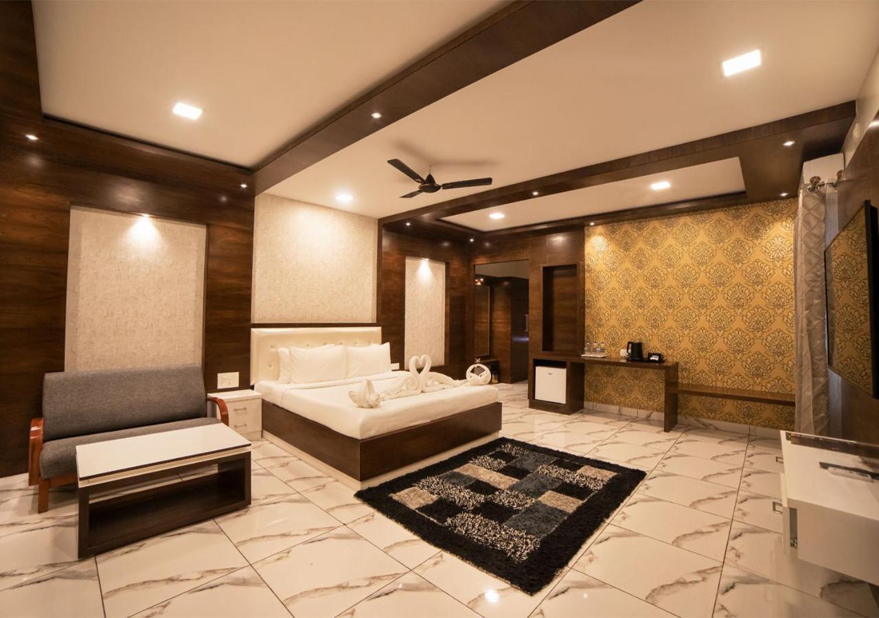 Sr Jungle Resort Coimbatore Extérieur photo